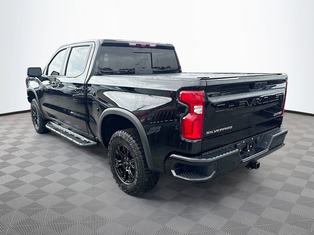 Used 2025 Chevrolet Silverado 1500 ZR2 w/ Technology Package AWD/4WD image 8