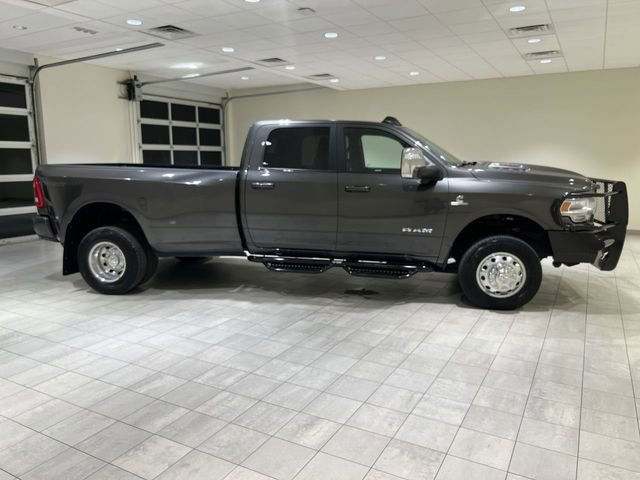 Used 2024 RAM 3500 Laramie w/ Sport Appearance Package image 6