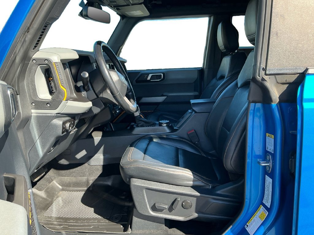Used 2023 Ford Bronco Badlands w/ Sasquatch Package AWD/4WD image 14