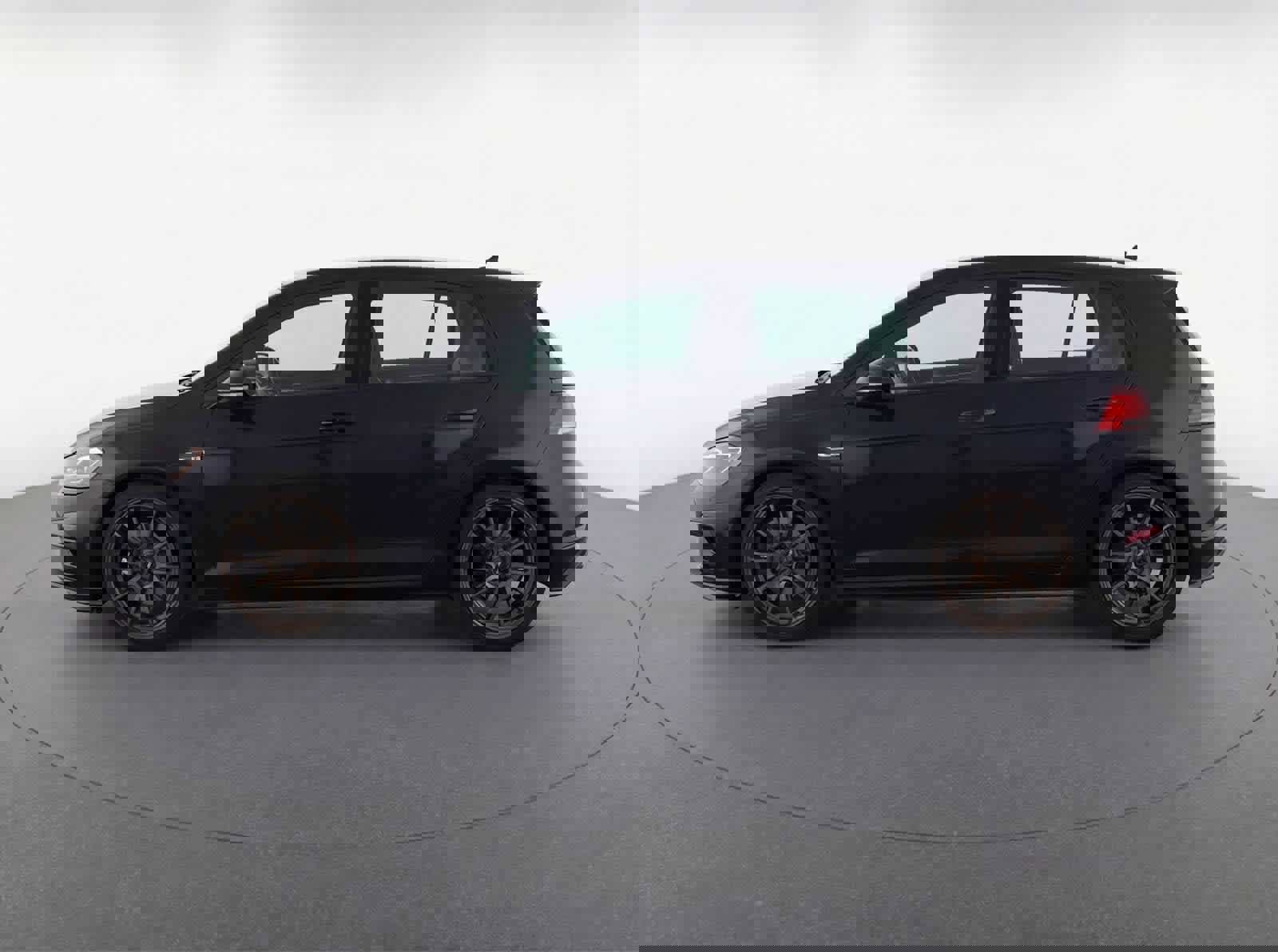 Used 2019 Volkswagen Golf R 4-Door image 9