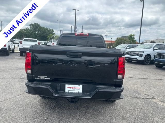 Used 2024 Chevrolet Colorado Trail Boss w/ Advanced Trailering Package AWD/4WD image 4