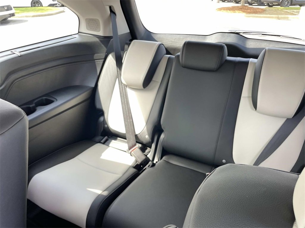 New 2026 Honda Odyssey Elite image 11