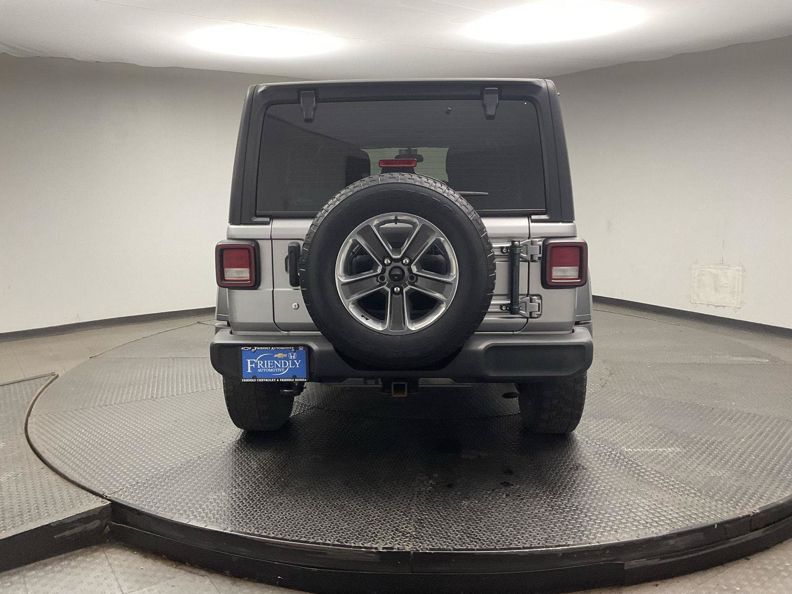 Used 2018 Jeep Wrangler Unlimited Sport AWD/4WD image 6