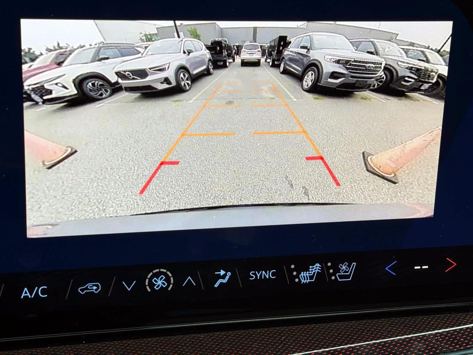 Used 2026 Chevrolet Traverse RS w/ LPO, Floor Liner Package AWD/4WD image 23