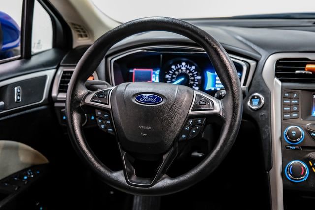 Used 2018 Ford Fusion S image 22