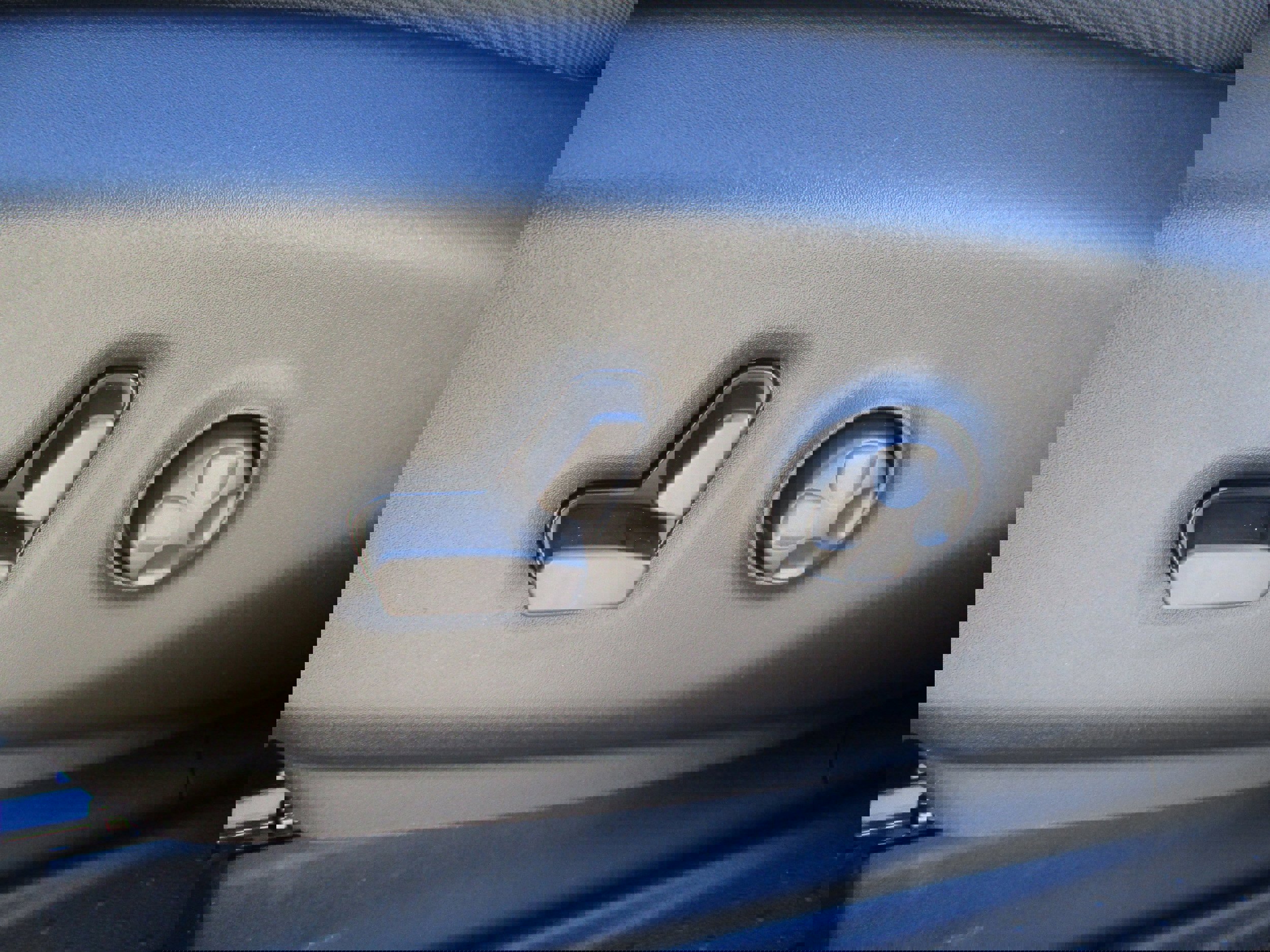 New 2026 Chrysler Pacifica Select w/ S Appearance Package image 33