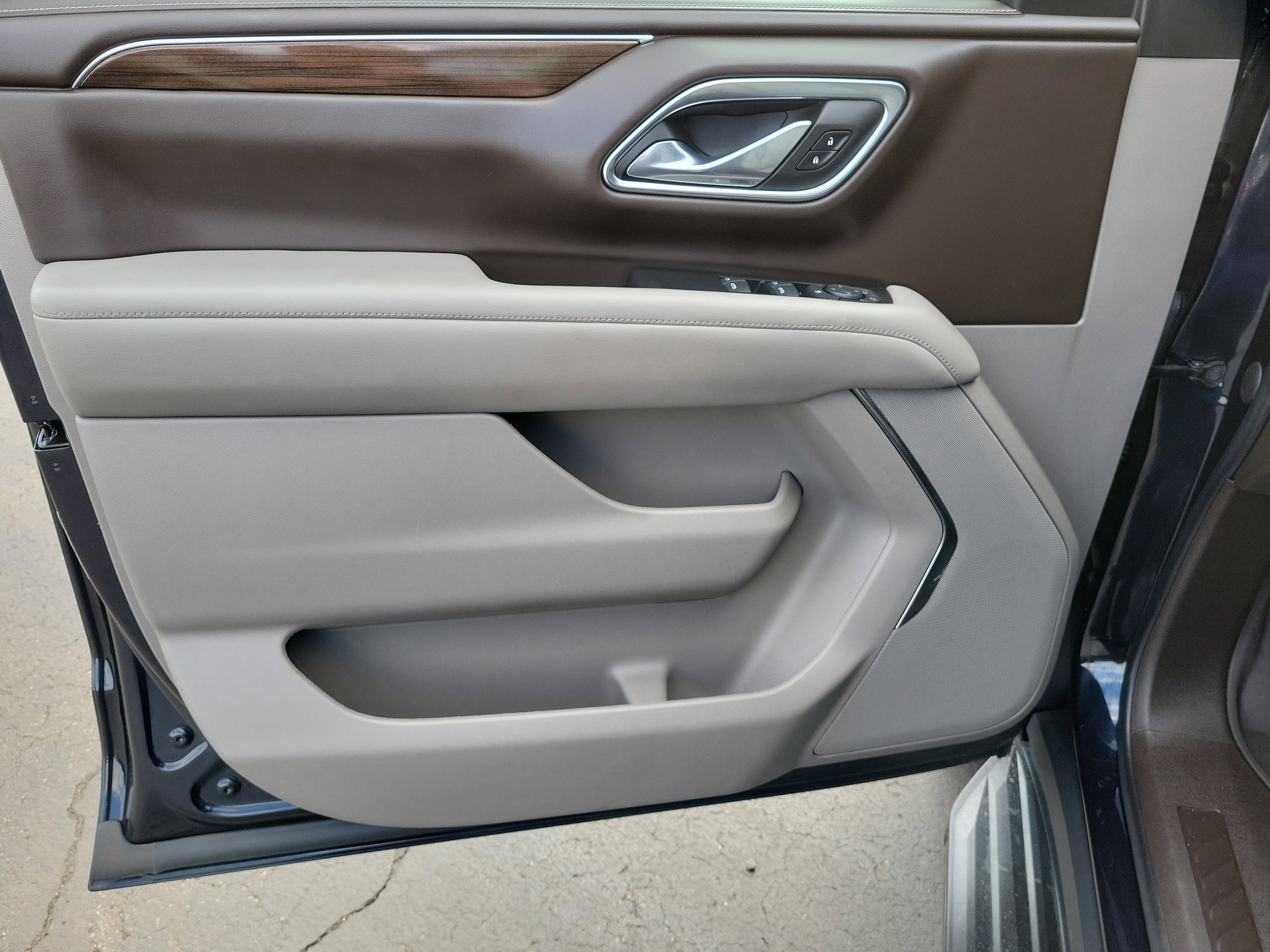 Used 2023 GMC Yukon SLE image 18