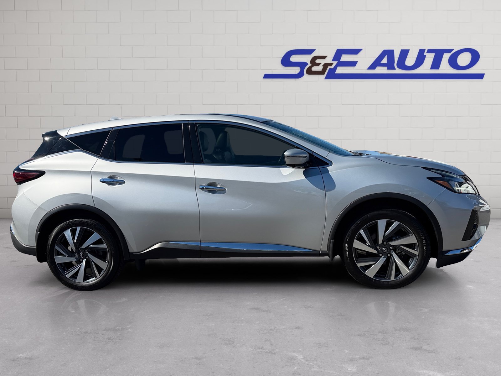 Used 2023 Nissan Murano SL w/ SL Moonroof Package AWD/4WD image 5