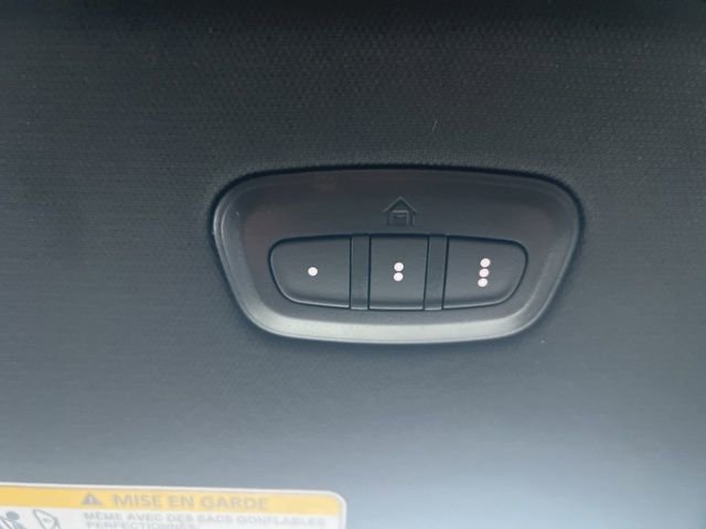 Used 2023 RAM 1500 Laramie AWD/4WD image 18