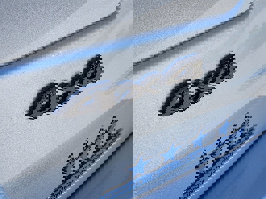 New 2025 Jeep Grand Cherokee Limited image 8