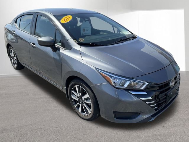 Used 2024 Nissan Versa SV w/ Trunk Package image 3