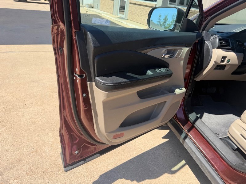 Used 2019 Honda Ridgeline RTL image 11