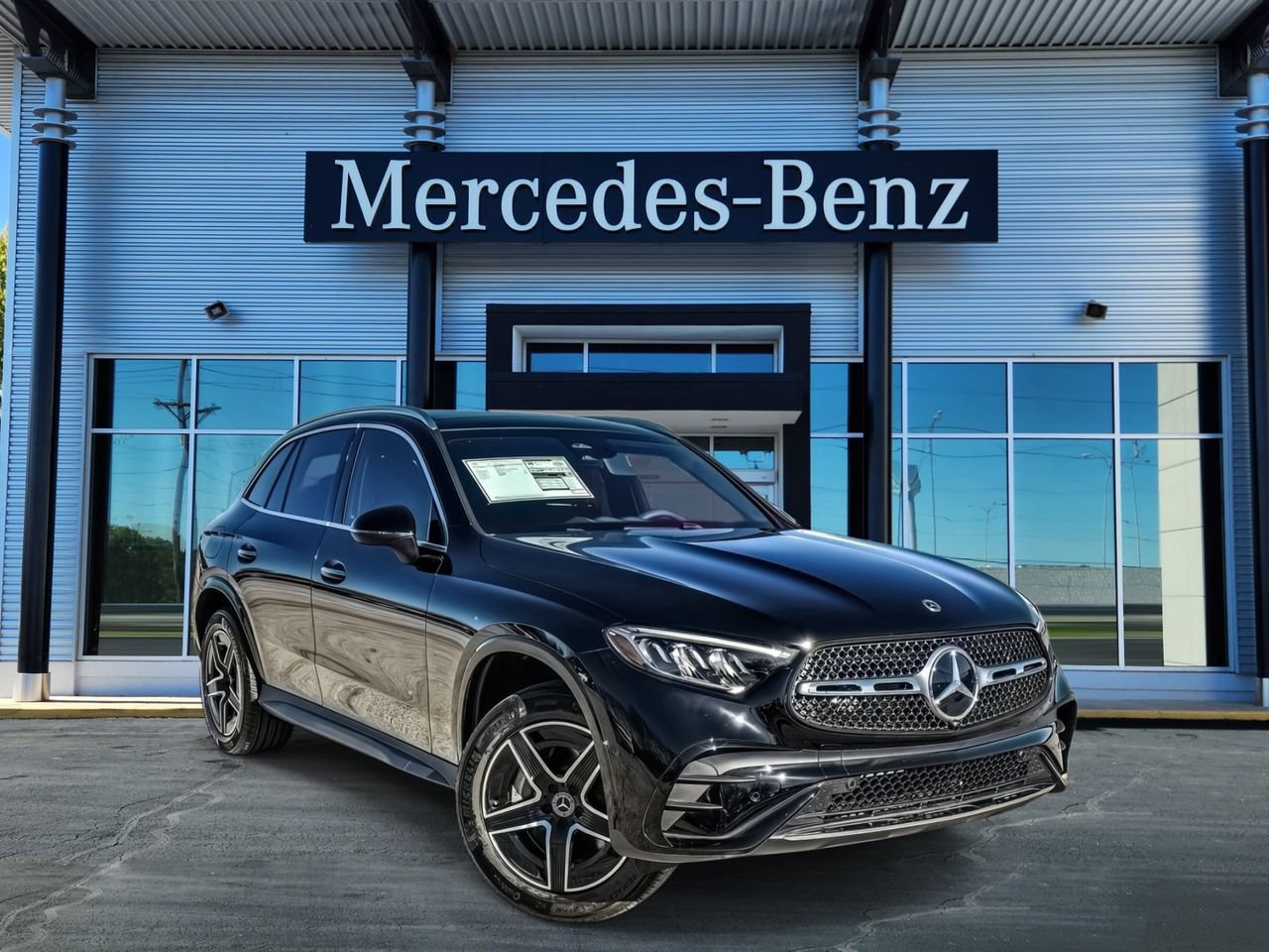 New 2026 Mercedes-Benz GLC 300 4MATIC