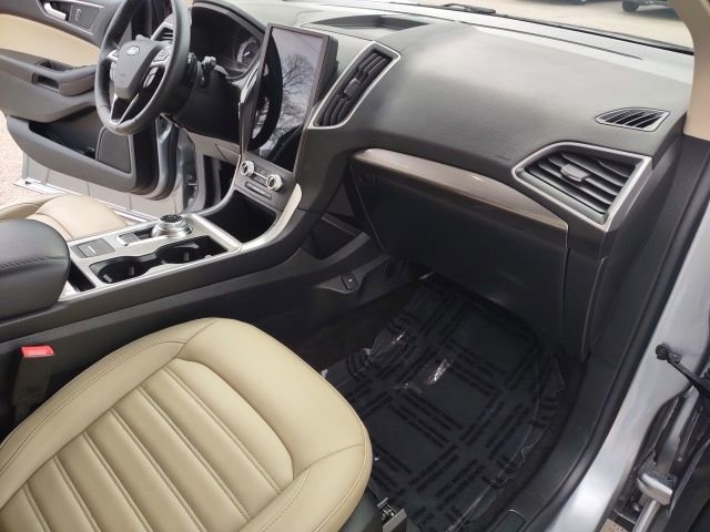 Used 2024 Ford Edge SEL w/ Convenience Package image 23