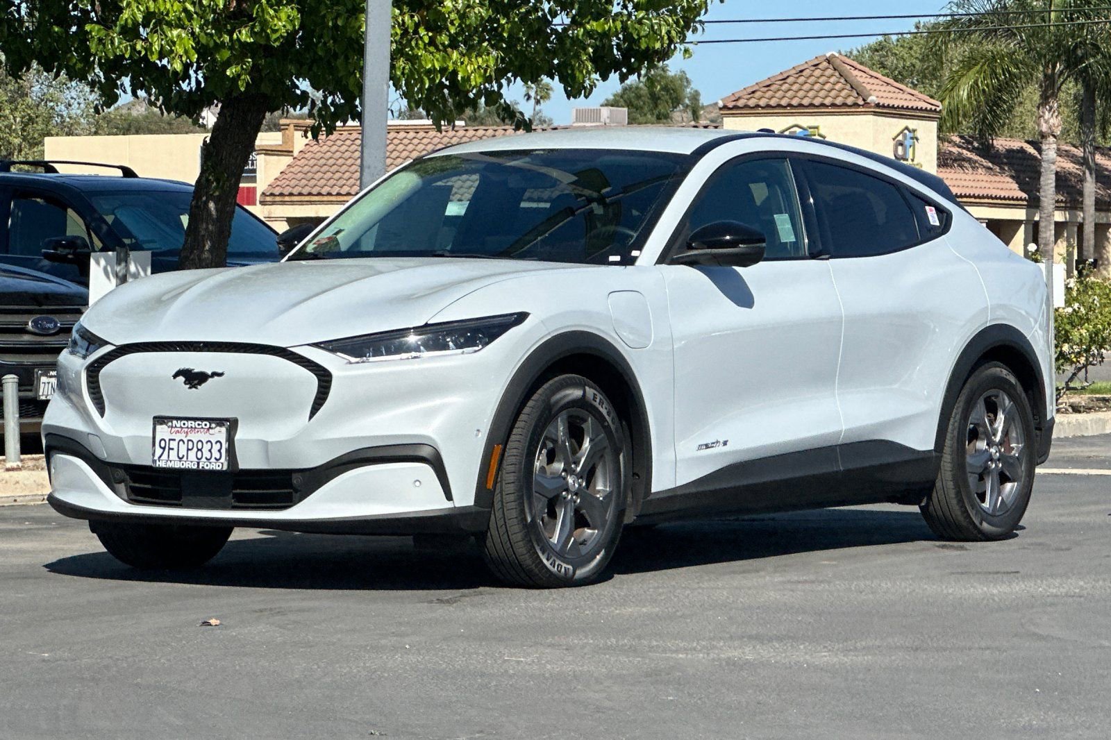 Used 2023 Ford Mustang Mach-E Select image 8