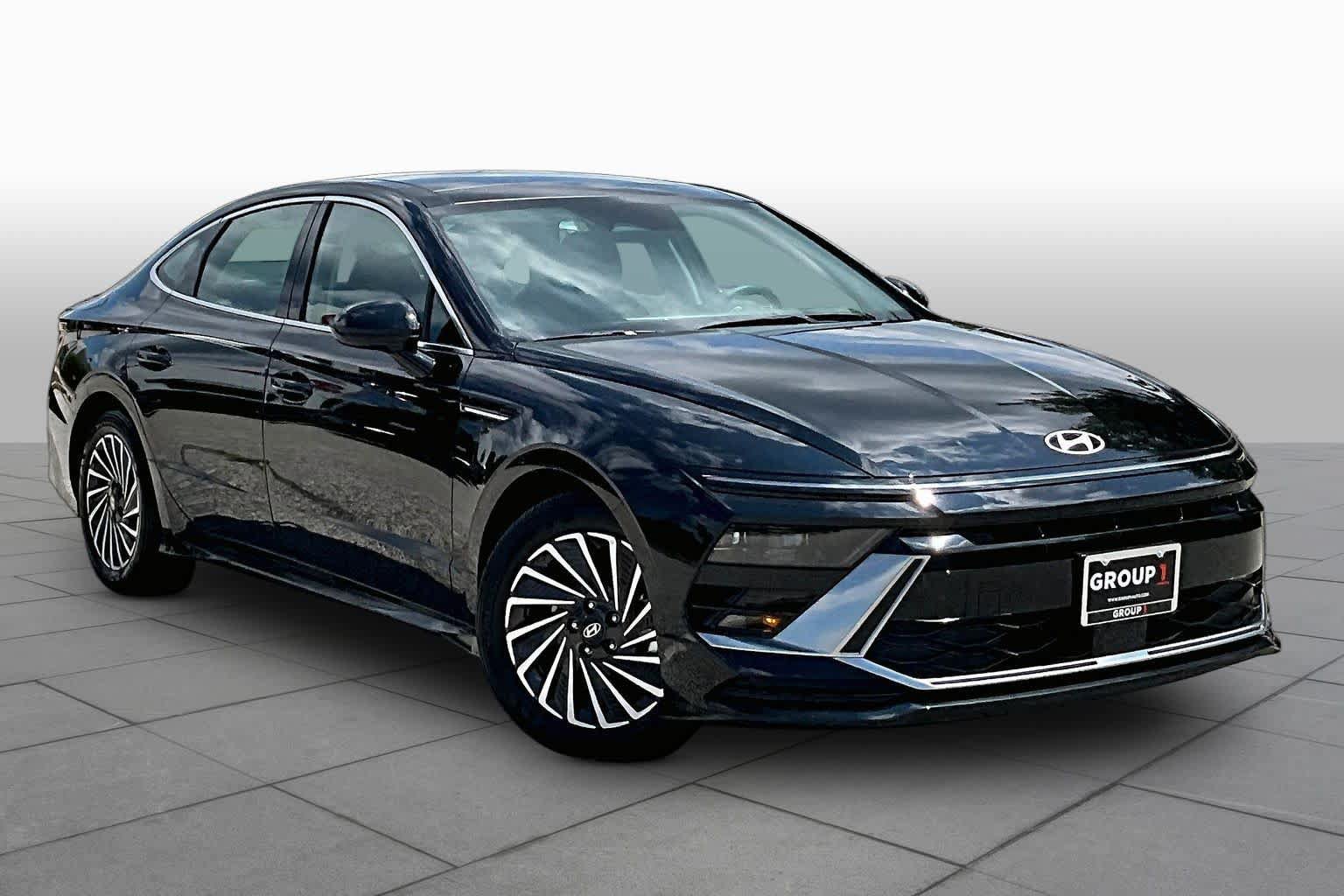 Used 2026 Hyundai Sonata SEL FWD image 3