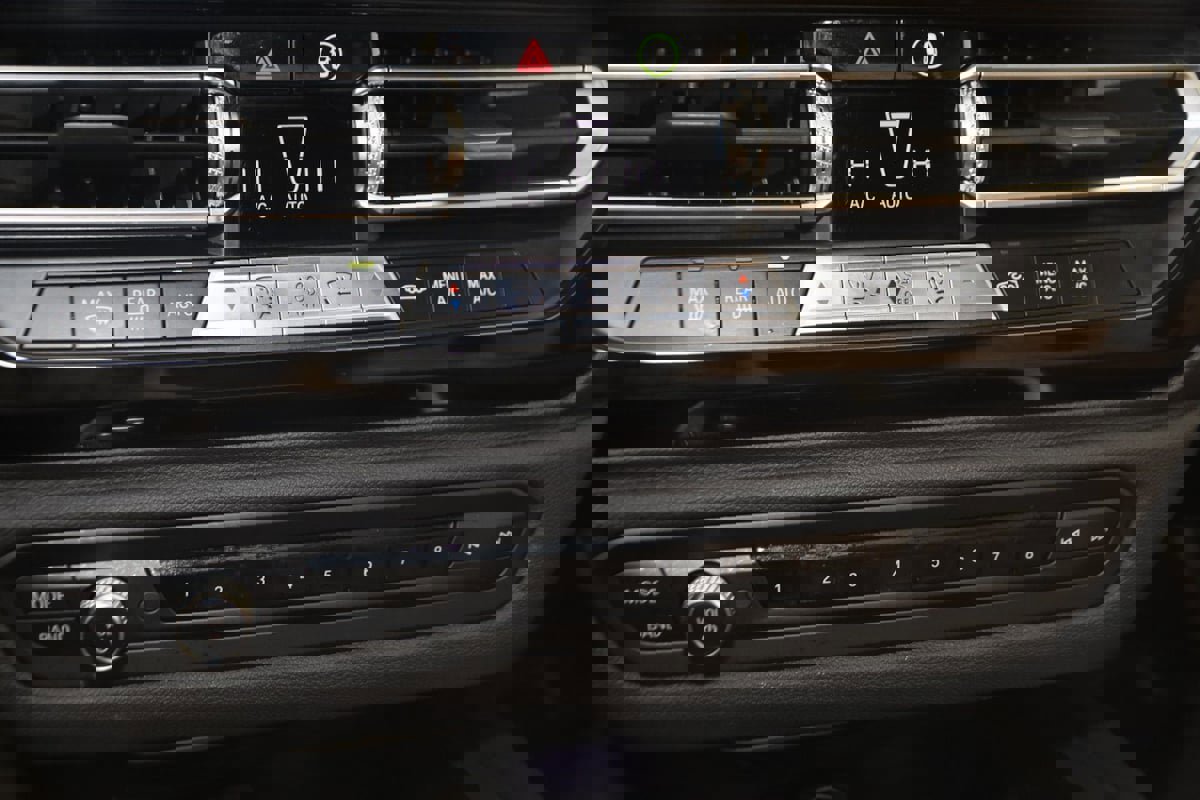 Used 2020 BMW Z4 sDrive30i w/ Convenience Package image 38