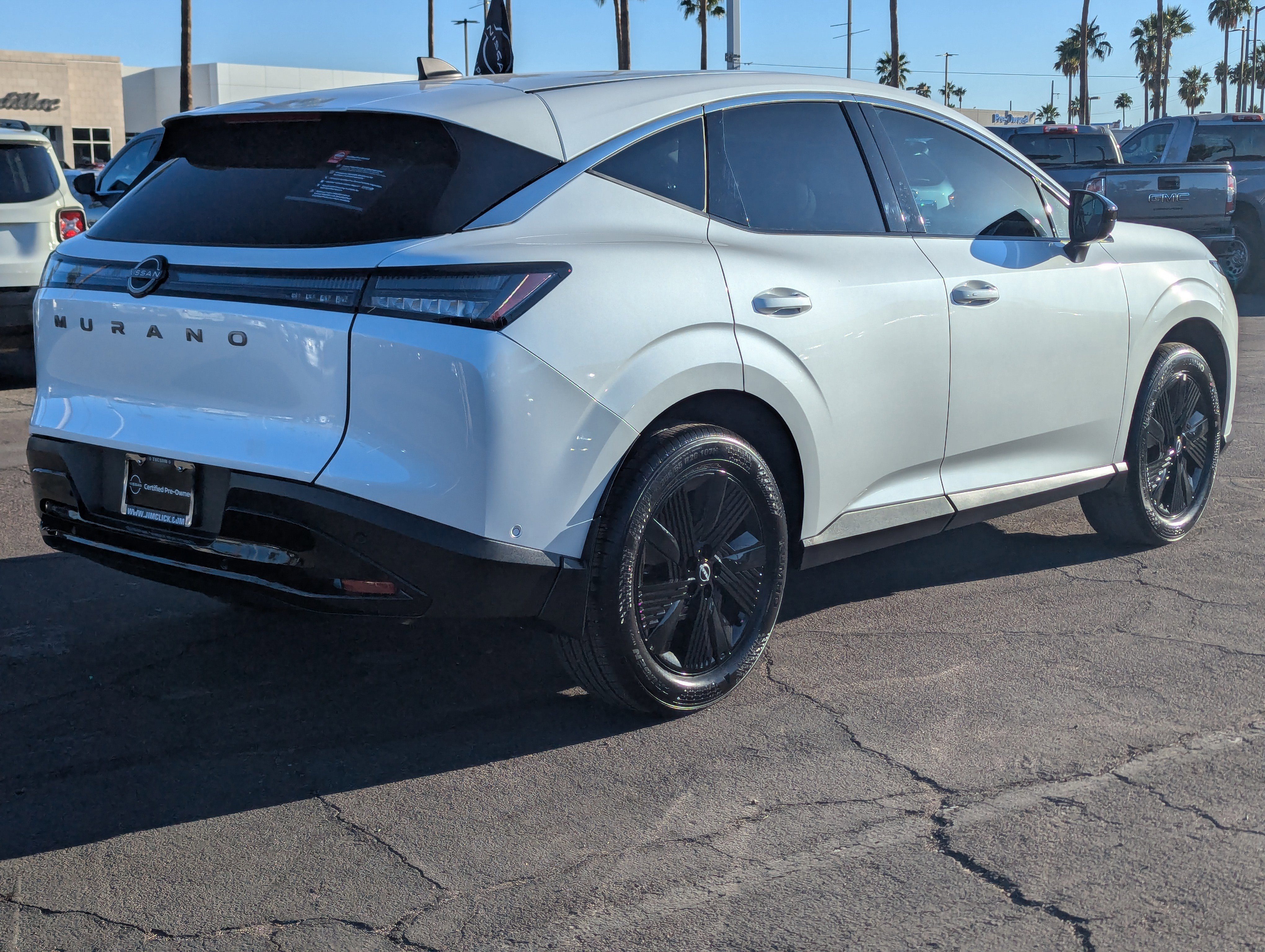 Used 2025 Nissan Murano SV image 2