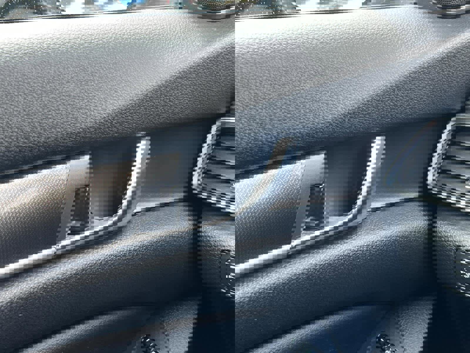 Used 2018 Honda Accord Sport image 23