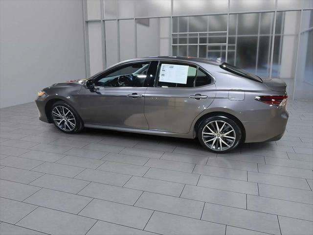 Certified 2023 Toyota Camry XLE FWD image 6