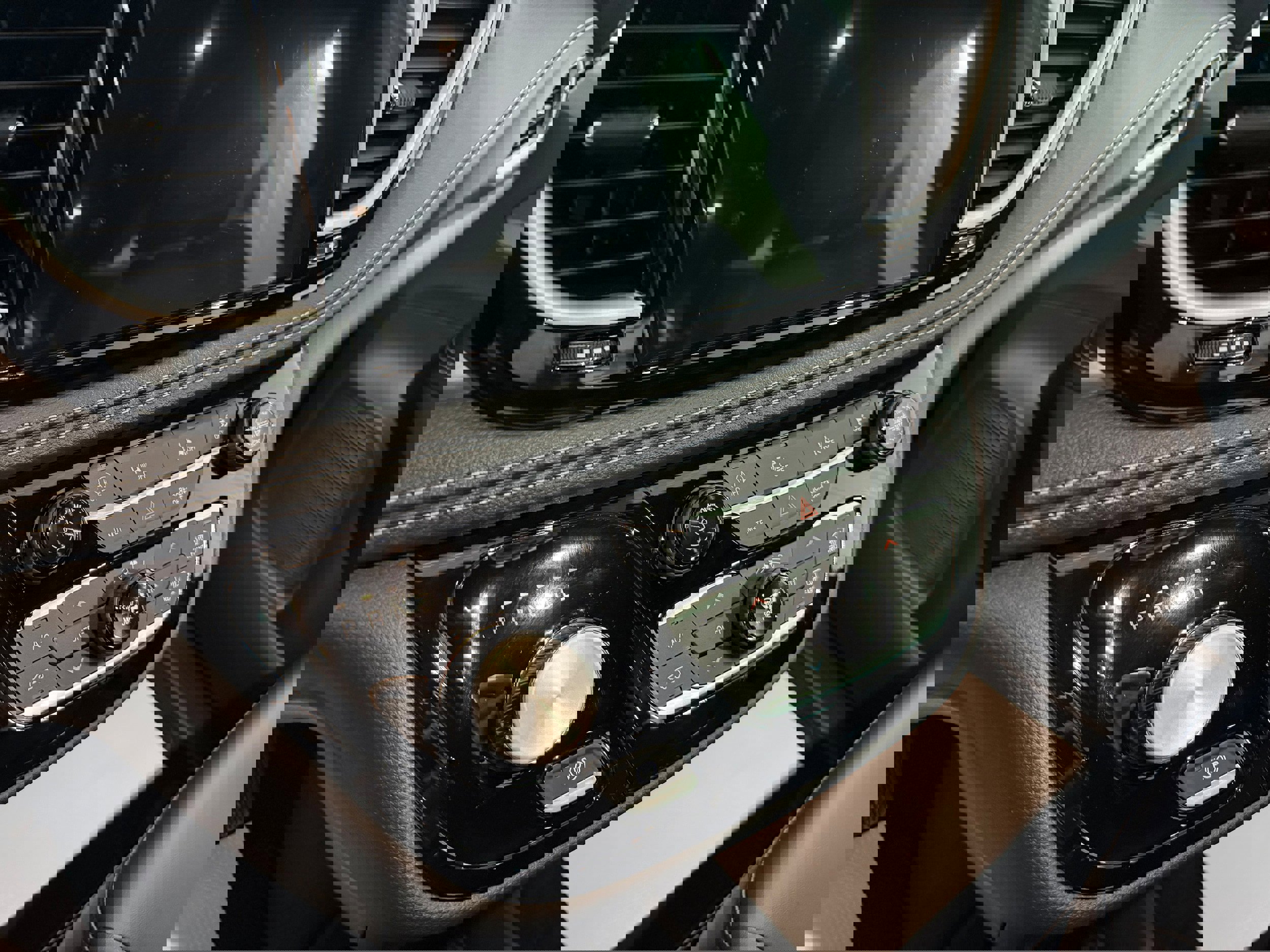 New 2026 Chrysler Pacifica Select image 11