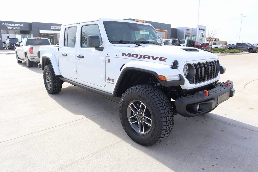 New 2026 Jeep Gladiator Mojave