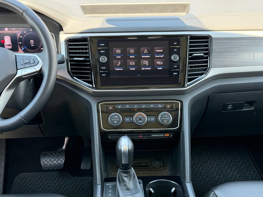 Used 2021 Volkswagen Atlas SEL AWD/4WD image 24