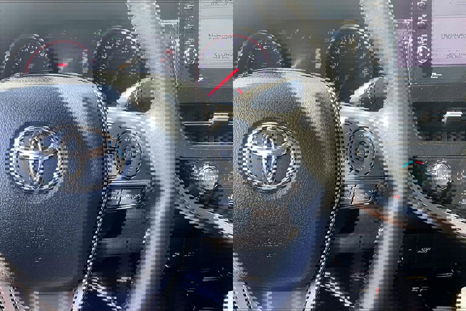 Used 2023 Toyota Camry XSE image 24