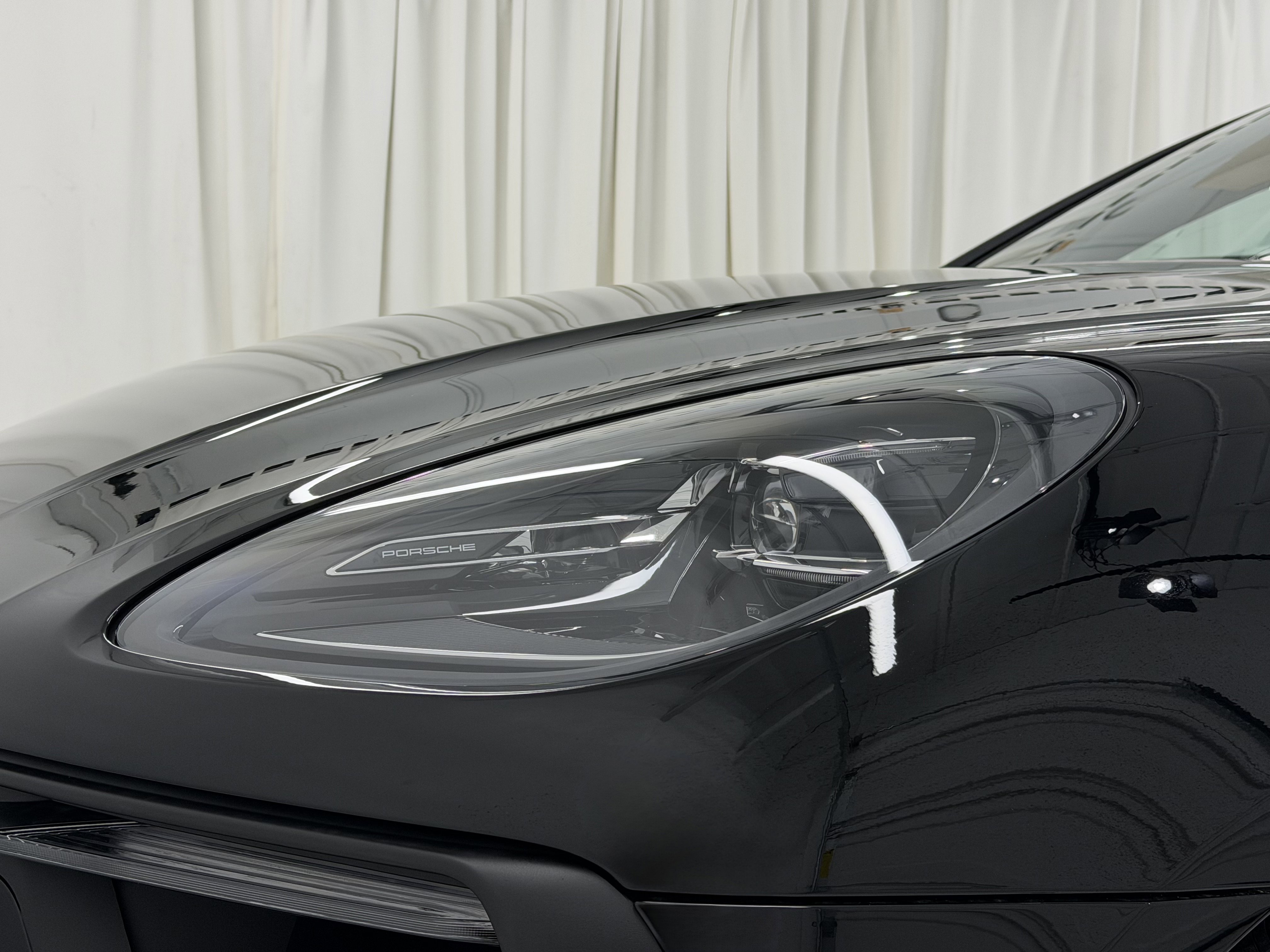 New 2026 Porsche Macan S image 17