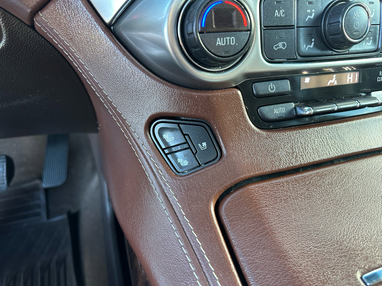 Used 2018 Chevrolet Tahoe Premier image 61