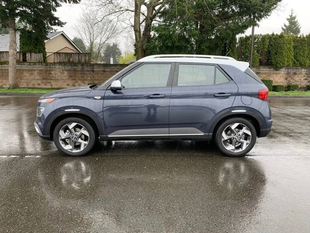 Certified 2024 Hyundai Venue Limited image 2