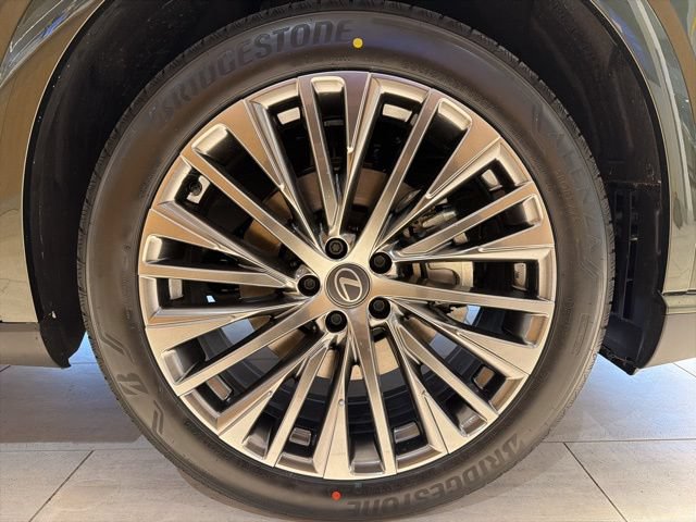 New 2026 Lexus RX 450h AWD image 6