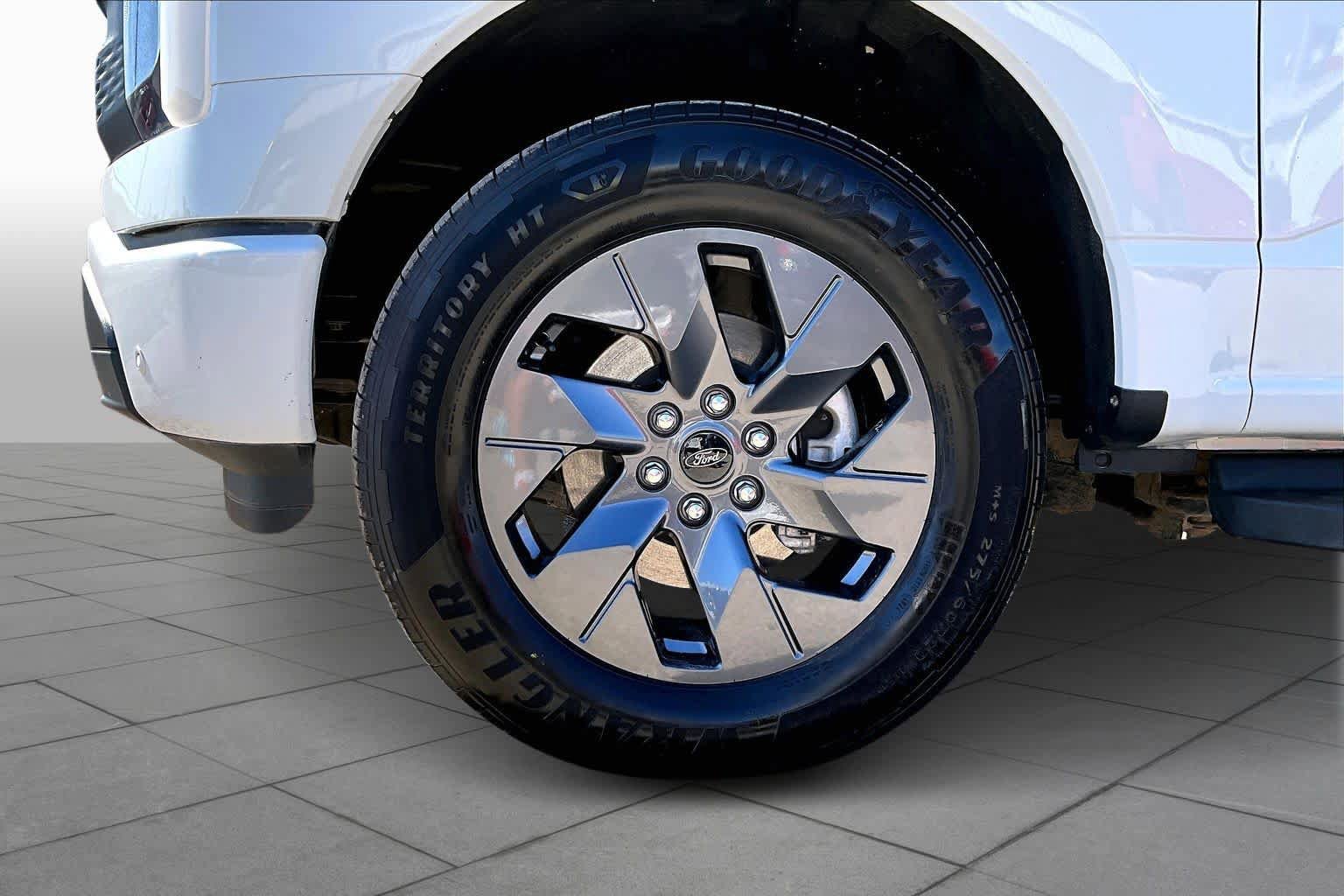 Certified 2025 Ford F150 Lightning Flash image 10