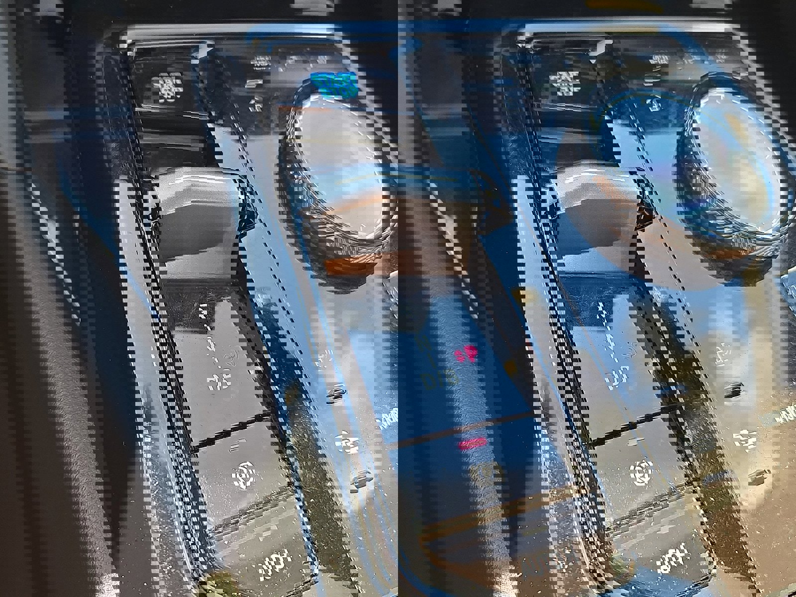 Used 2024 BMW i5 eDrive40i w/ Premium Package image 16