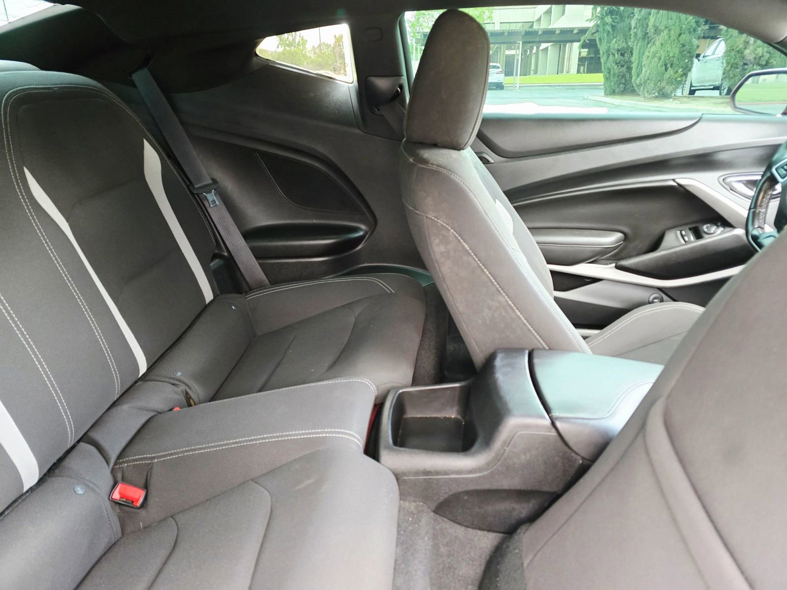 Used 2018 Chevrolet Camaro LT RWD image 30