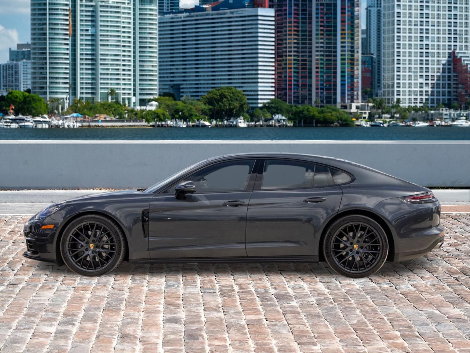 Used 2019 Porsche Panamera 4 AWD/4WD image 17