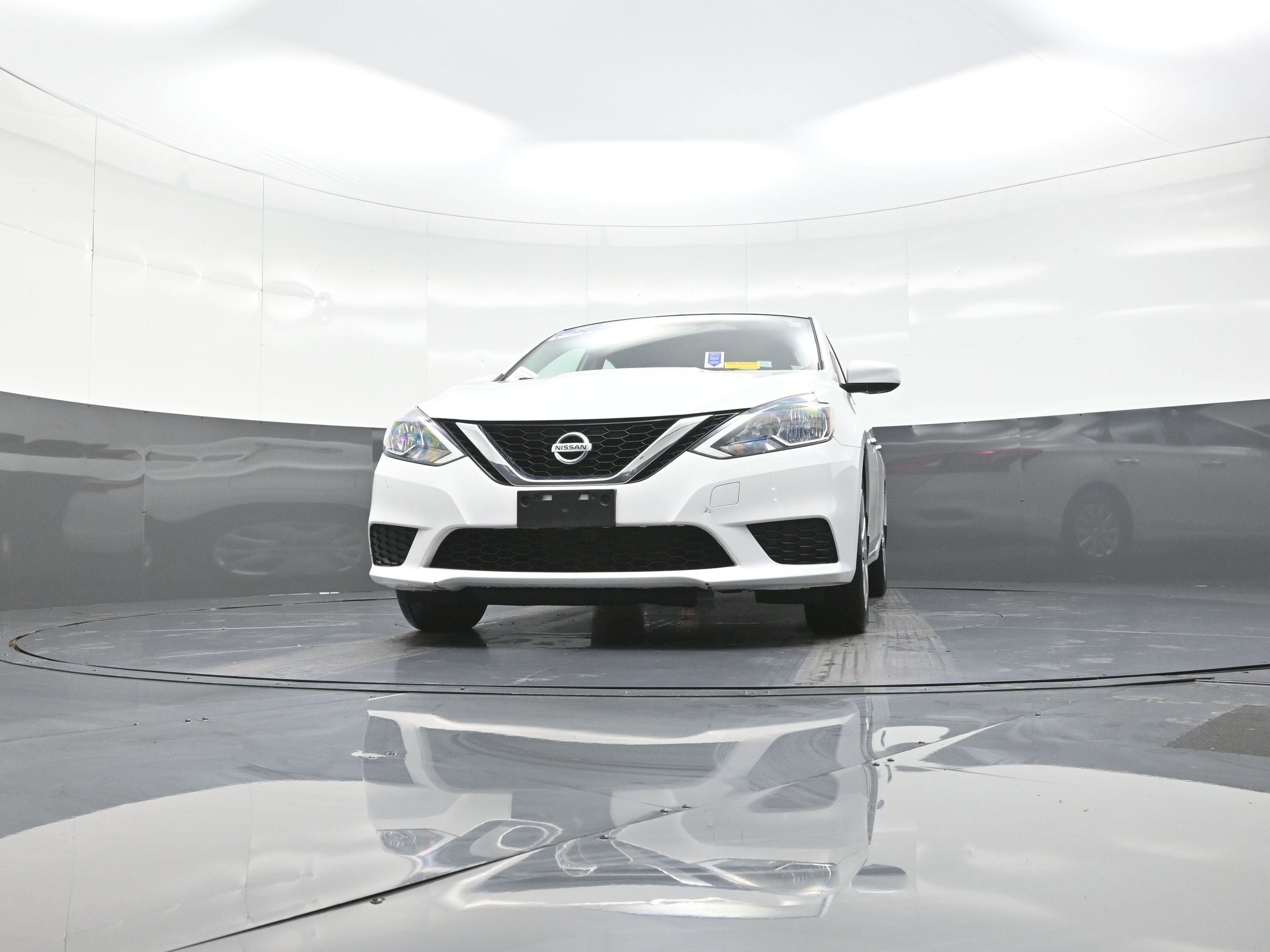 Used 2017 Nissan Sentra S image 10