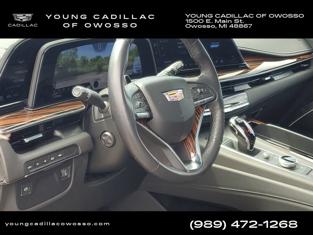 Certified 2024 Cadillac Escalade Premium Luxury w/ LPO, Floor Liner Package AWD/4WD image 11
