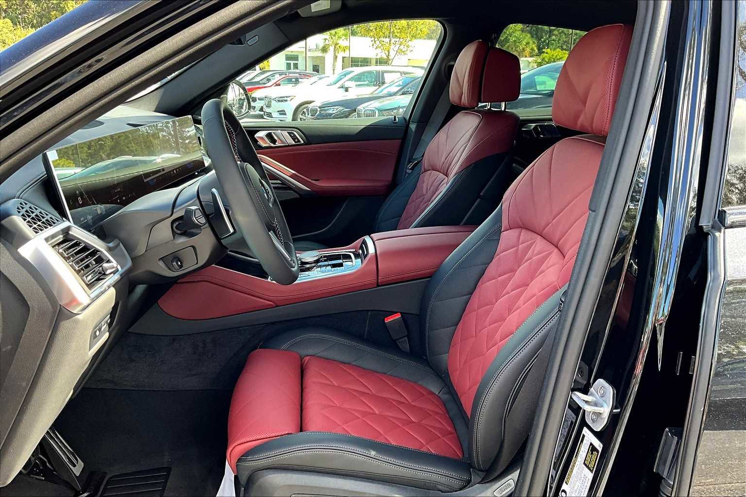 New 2026 BMW X6 M60i image 9
