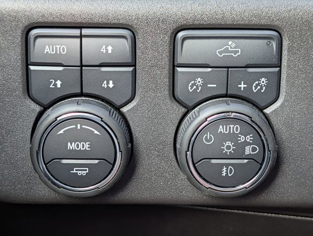 Used 2024 Chevrolet Silverado 1500 RST AWD/4WD image 21