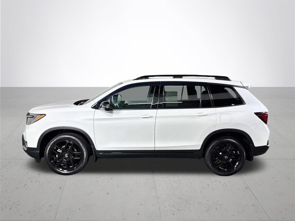 Used 2025 Honda Passport Black Edition image 9