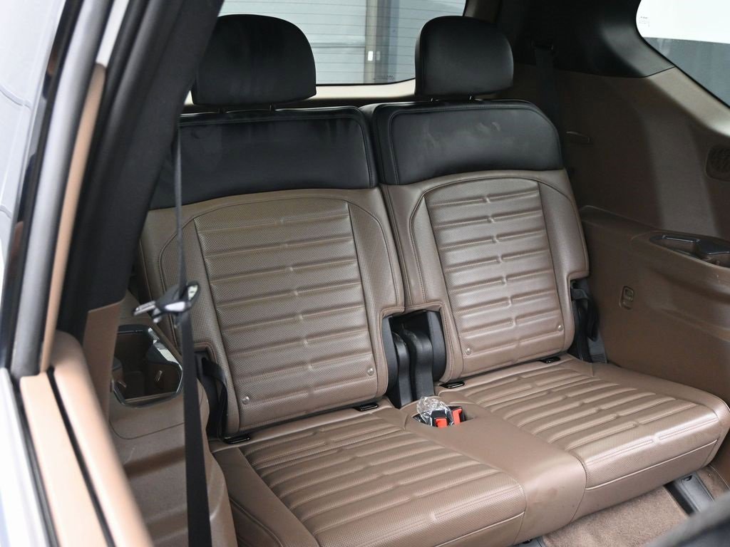 Used 2024 Kia EV9 Land image 30