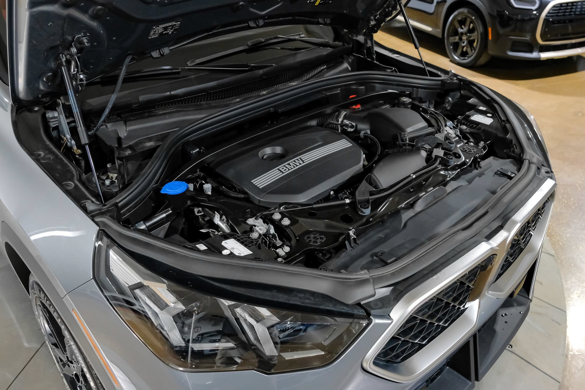 Used 2025 BMW X2 xDrive28i AWD/4WD image 53