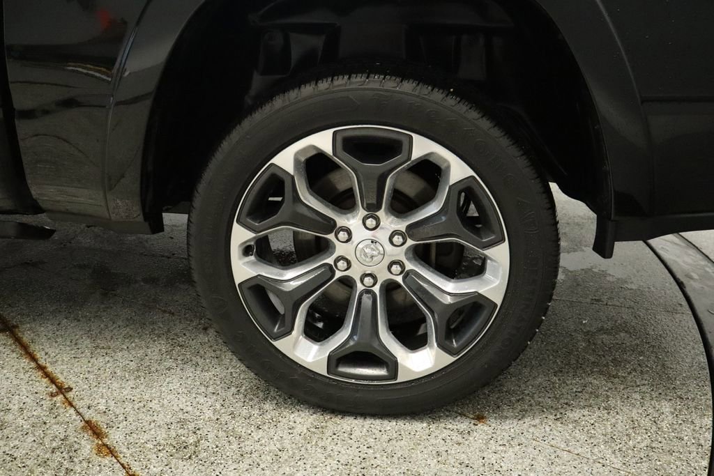 Used 2019 RAM 1500 Limited AWD/4WD image 16