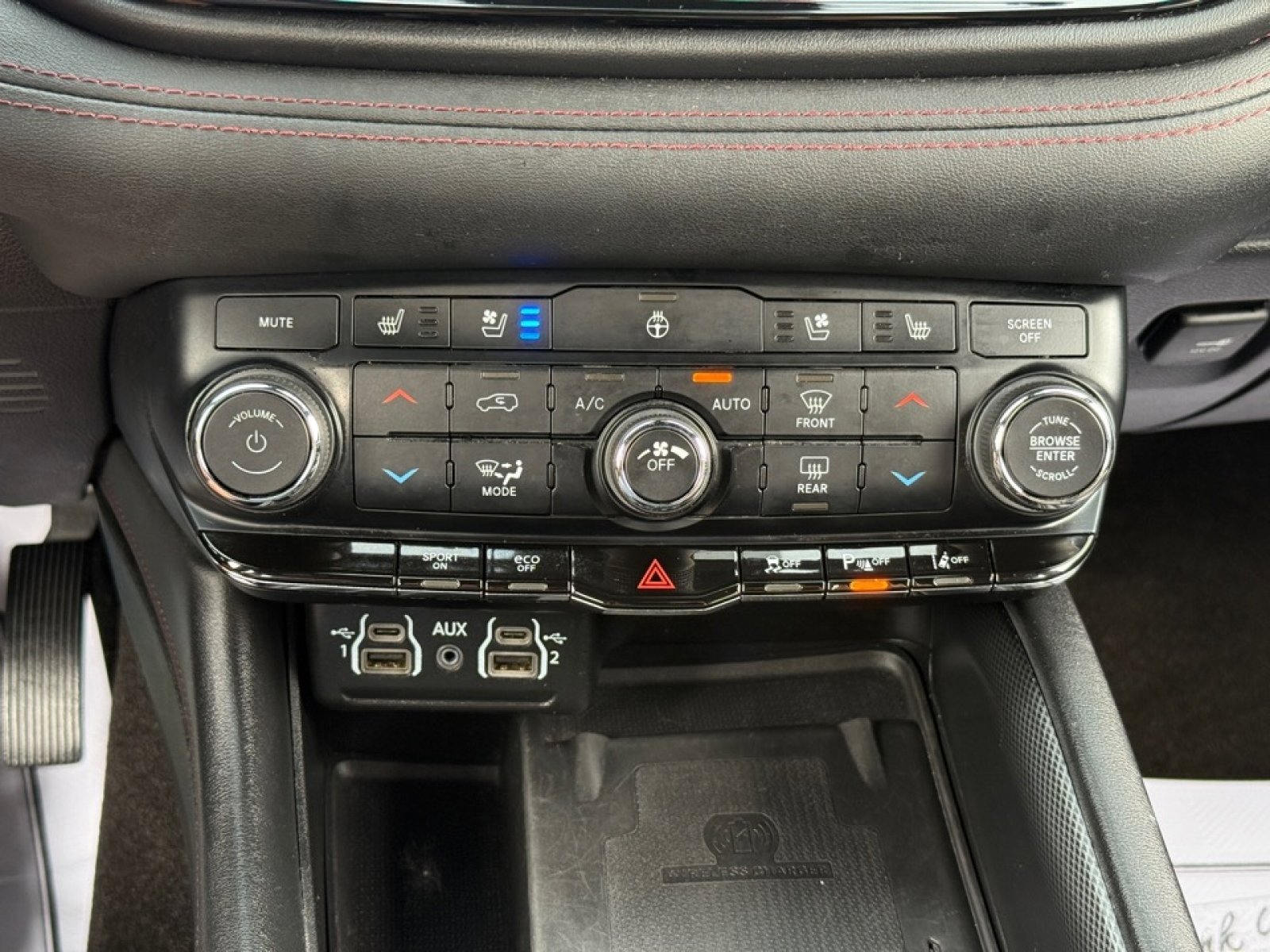 Used 2022 Dodge Durango R/T image 29