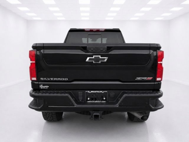 Used 2024 Chevrolet Silverado 2500 ZR2 w/ Technology Package AWD/4WD image 12