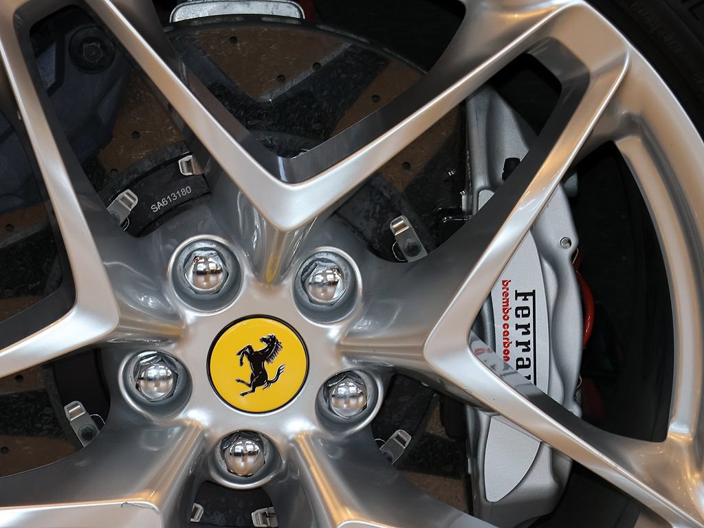 Certified 2022 Ferrari Roma RWD image 54