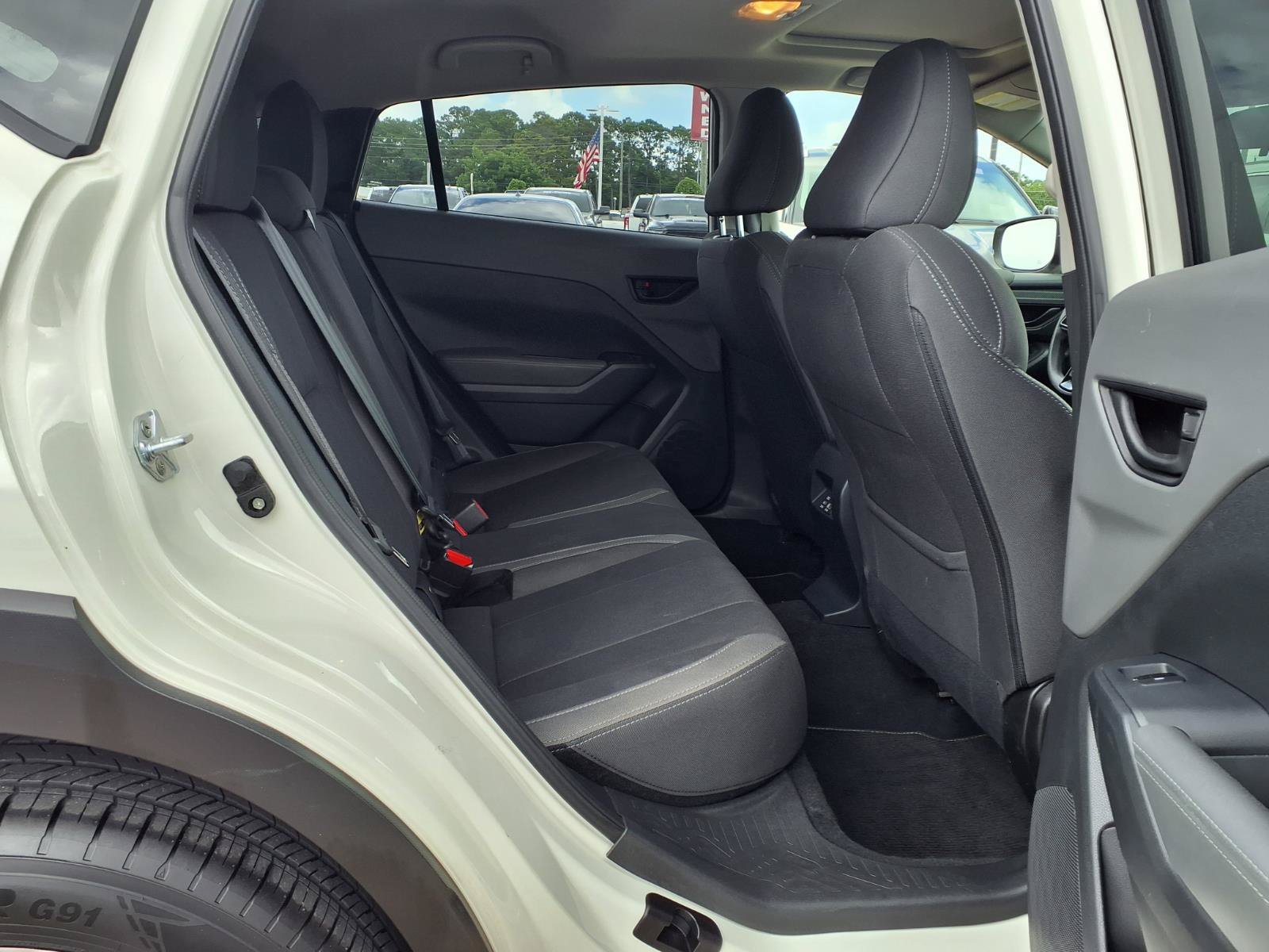 Used 2025 Subaru Crosstrek 2.5i Premium AWD/4WD image 8