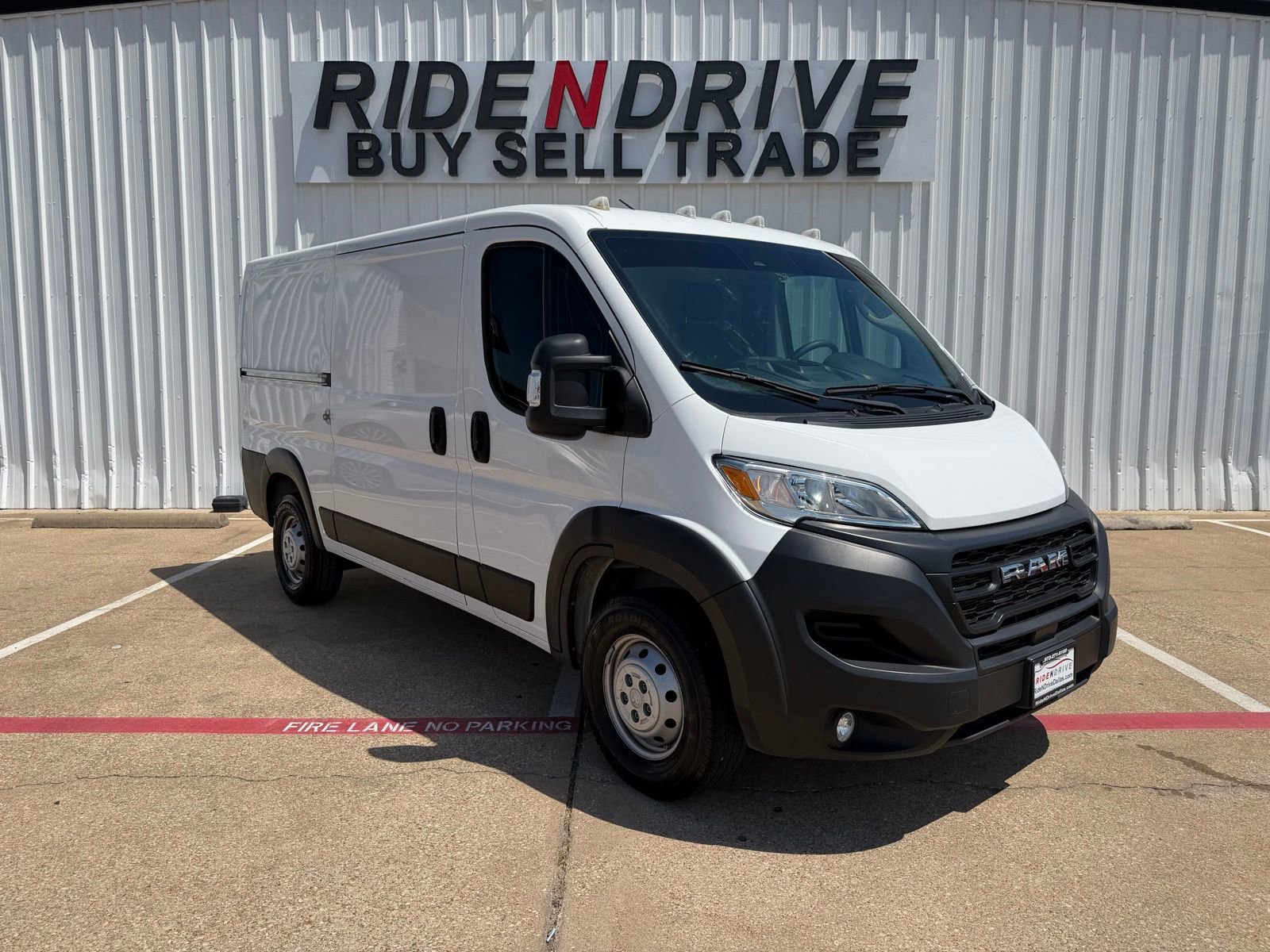 Used 2023 RAM ProMaster 3500 w/ Safety Group FWD image 20
