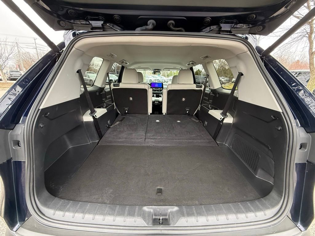 Used 2024 Toyota Grand Highlander AWD image 34
